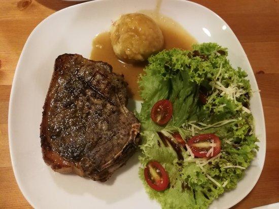 Sausage & Ribs Shack